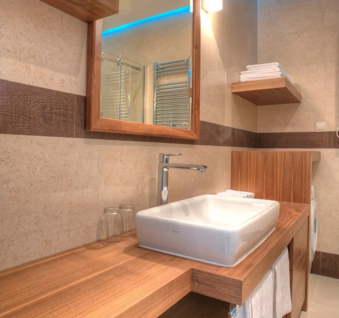 Sale, two bedroom apartment, 95m², Centar, Budva