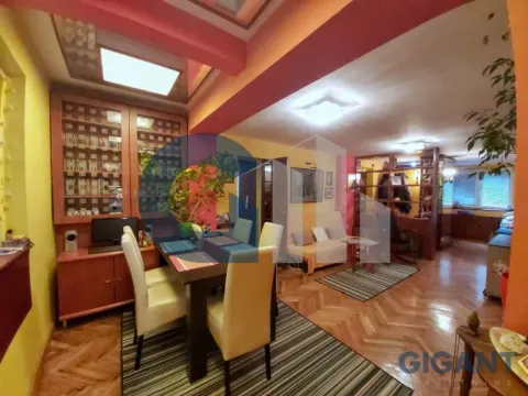 Prodaja, trosoban stan, 72m², Bulbulder, Zvezdara Sve Podlokacije - image 2