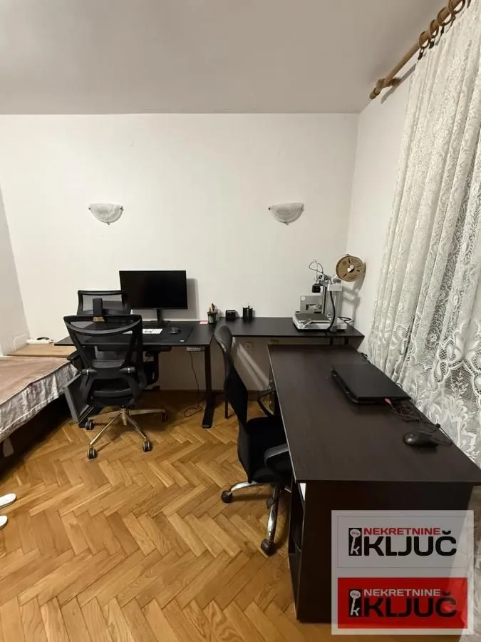Izdavanje, jednosoban stan, 29m², Sajmište, Novi Sad