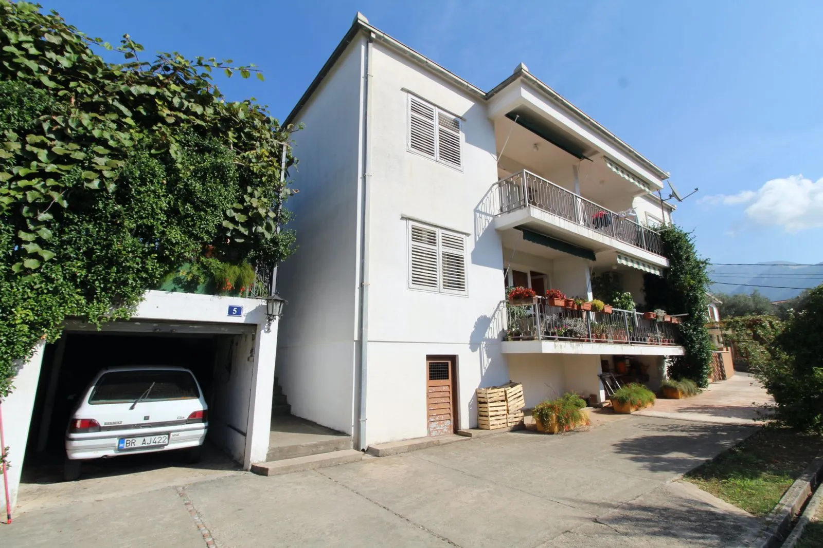 Izdavanje, kuća, 125m², Bar, Crna Gora