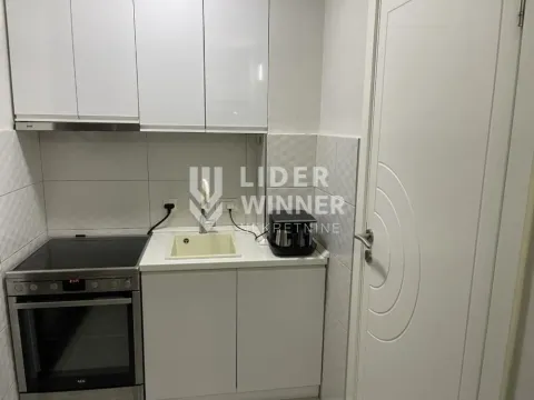 Prodaja, četvorosoban stan, 100m², Savski Venac, Beograd - image 7