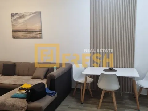 Sale, one bedroom apartment, 57m², Bečići, Budva - image 3