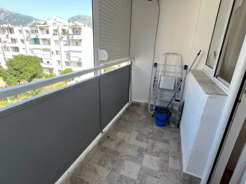 Rent, two bedroom apartment, 65m², Centar, Bar - image 9