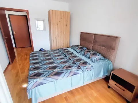 Izdavanje, jednosoban stan, 56m², City Kvart, Podgorica - image 3