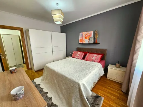 Rent, one bedroom apartment, 52m², Dalmatinska ulica, Podgorica - image 12