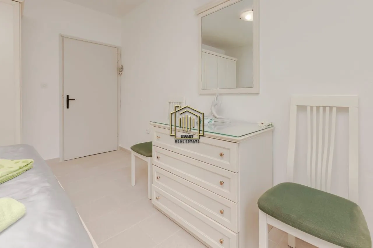 Rent, two bedroom apartment, 80m², Muo, Kotor
