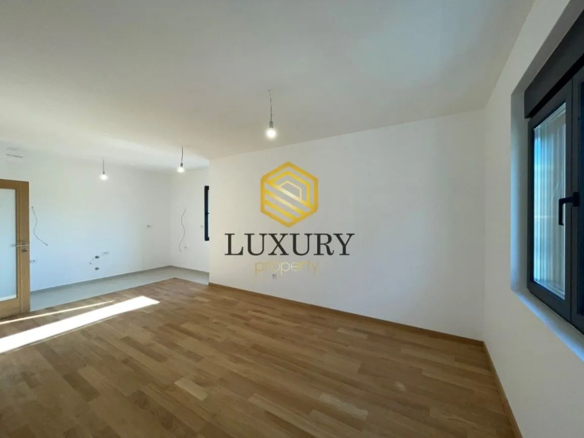 Rent, office space, 47m², City Kvart, Podgorica