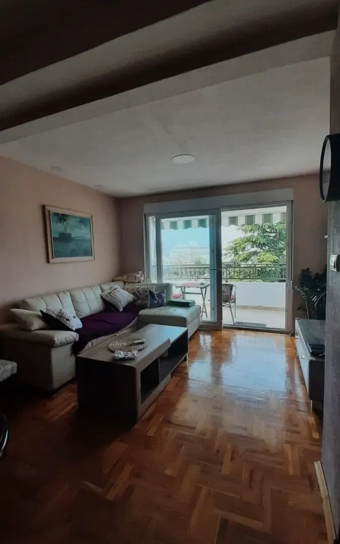 Rent, two bedroom apartment, 60m², Centar, Bar