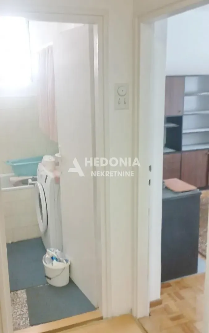 Prodaja, dvosoban stan, 58m², Zemun Sve Podlokacije, Beograd