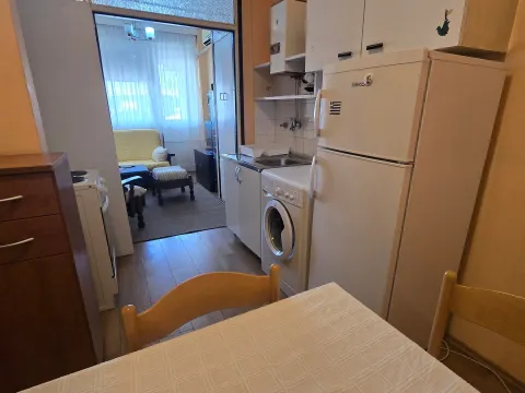 Rent, one bedroom apartment, 36m², Pejton, Podgorica - image 11