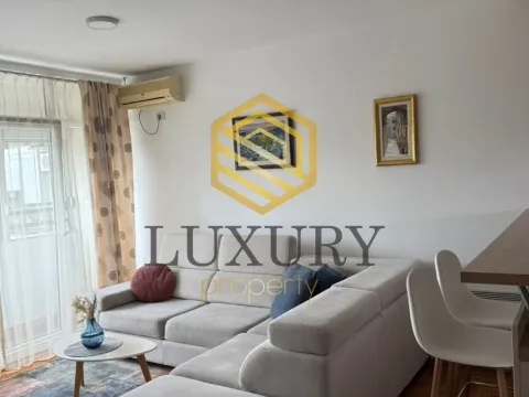 Rent, two bedroom apartment, 56m², City Kvart, Podgorica - image 1