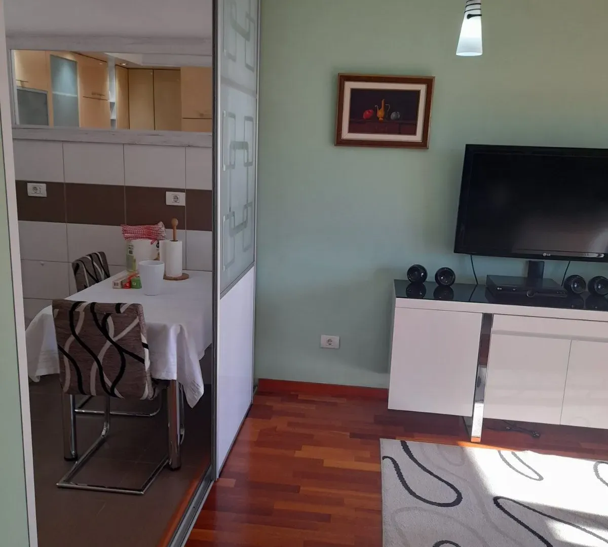 Rent, two bedroom apartment, 80m², City Kvart, Podgorica