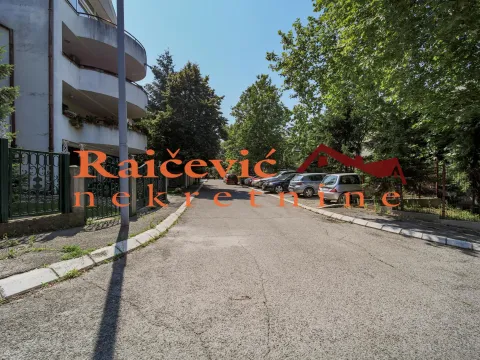 Rent, three bedroom apartment, 102m², Čukarica, Beograd - image 20