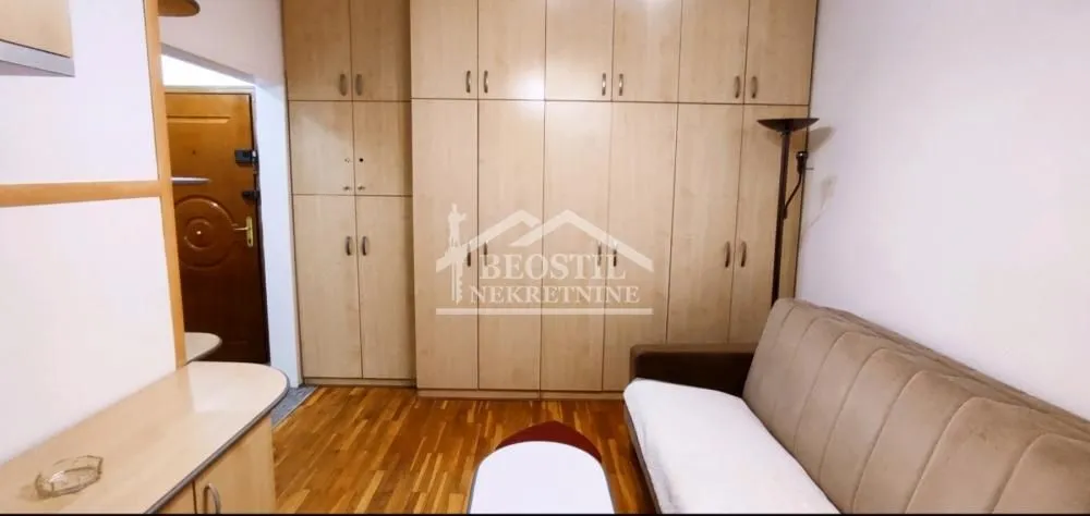 Prodaja, jednosoban stan, 27m², Autokomanda, Voždovac Sve Podlokacije