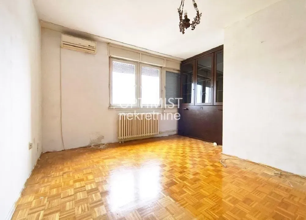 Prodaja, jednosoban stan, 42m², Crveni Krst, Beograd