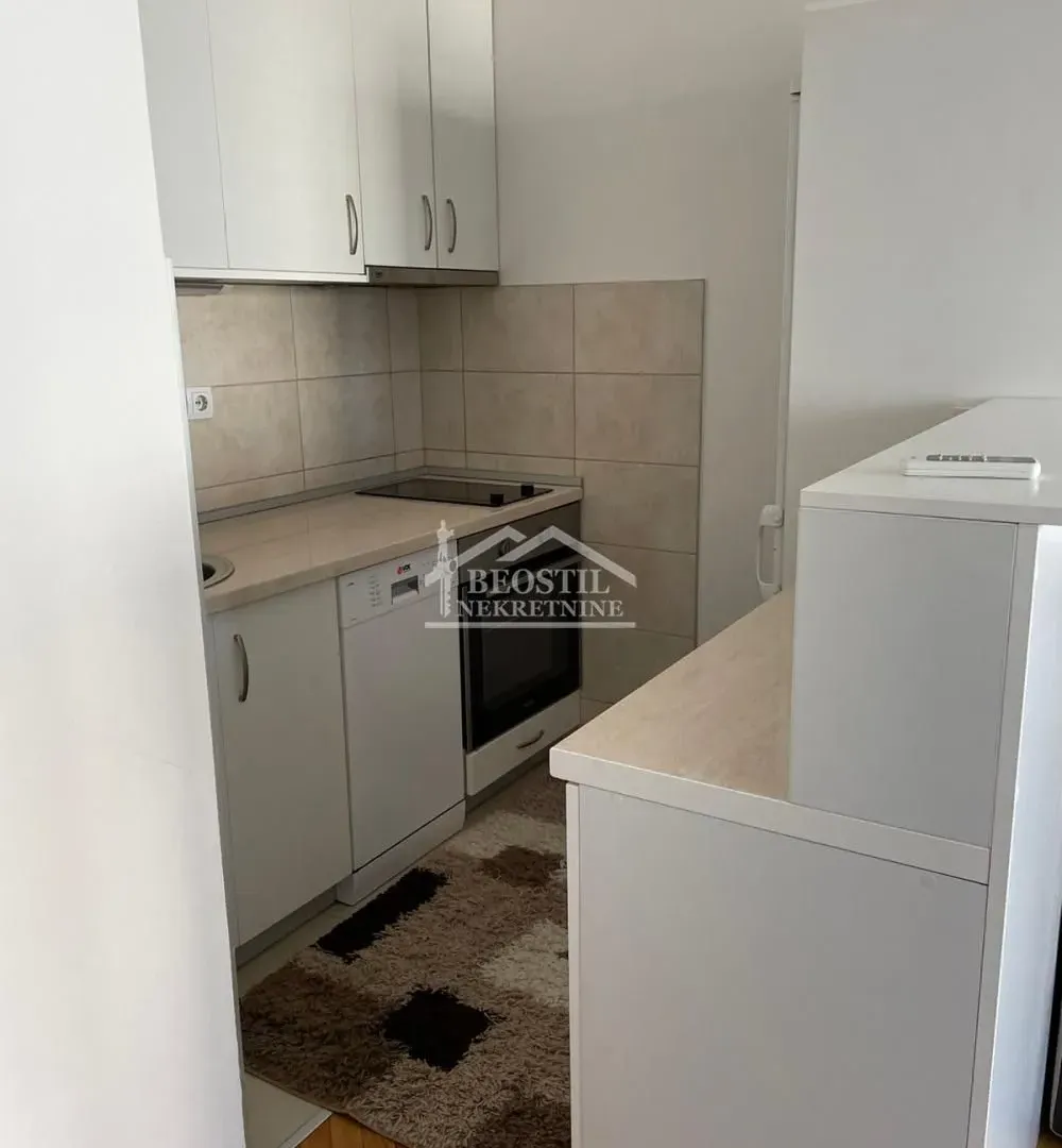 Rent, two bedroom apartment, 41m², Novi Beograd Blok 1 Fontana, Novi Beograd Sve Podlokacije