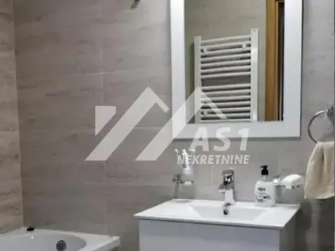 Izdavanje, trosoban stan, 69m², Sajam, Novi Sad Sve Podlokacije - image 9