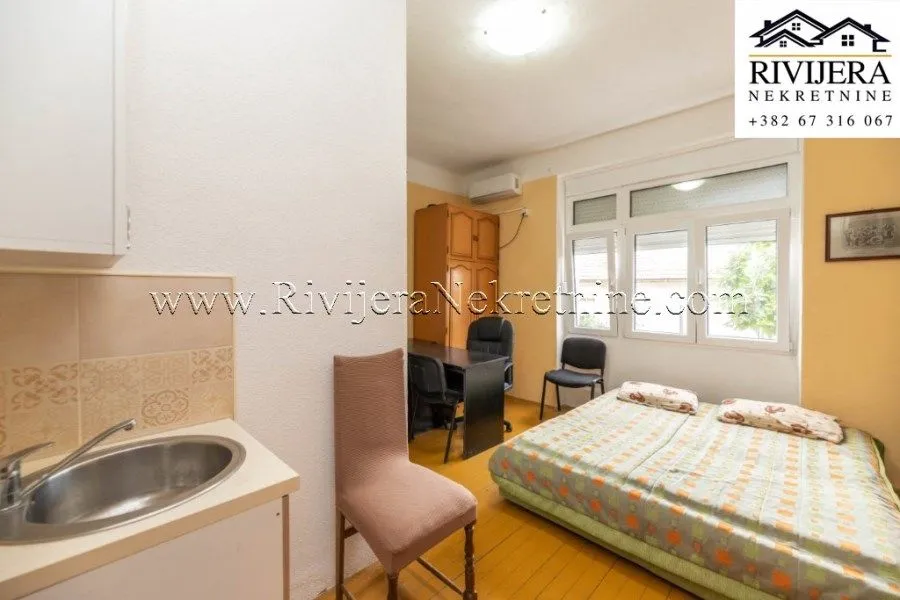 Prodaja, dvosoban stan, 87m², Centar, Herceg Novi