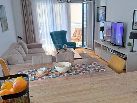 Sale, three bedroom apartment, 84m², Rozino, Budva - image 5