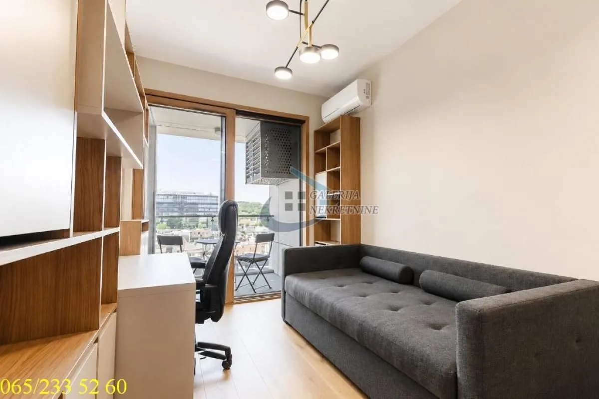 Sale, three bedroom apartment, 69m², Novi Beograd Blok 65, Novi Beograd Sve Podlokacije