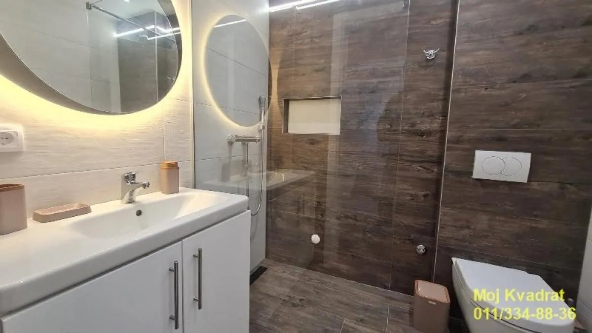 Izdavanje, dvosoban stan, 50m², Novi Beograd Sve Podlokacije, Beograd
