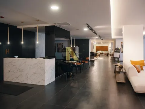 Izdavanje, poslovni prostor, 443m², Bulevar Evrope, Novi Sad Sve Podlokacije - image 2