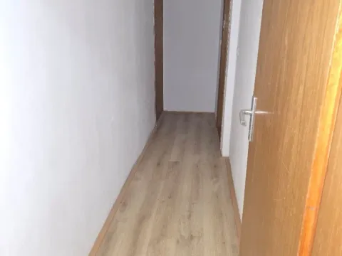 Izdavanje, dvosoban stan, 75m², Zagorič, Podgorica - image 11