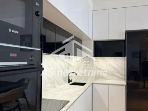 Izdavanje, trosoban stan, 86m², Savski Venac, Beograd - image 4