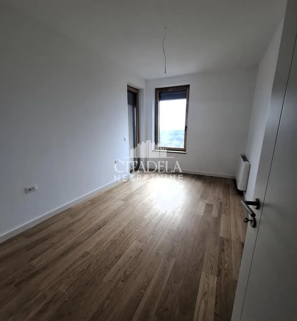 Sale, four bedroom apartment, 115m², Čukarica, Beograd