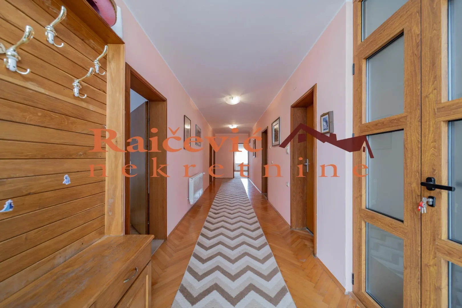 Prodaja, kuća, 484m², Pančevo, Srbija