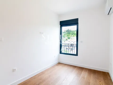 Izdavanje, dvosoban stan, 67m², Blok 5, Podgorica - image 8