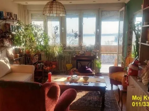 Stan in Zemun Sve Podlokacije