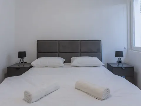 Rent, house, 300m², Markovići, Budva - image 15
