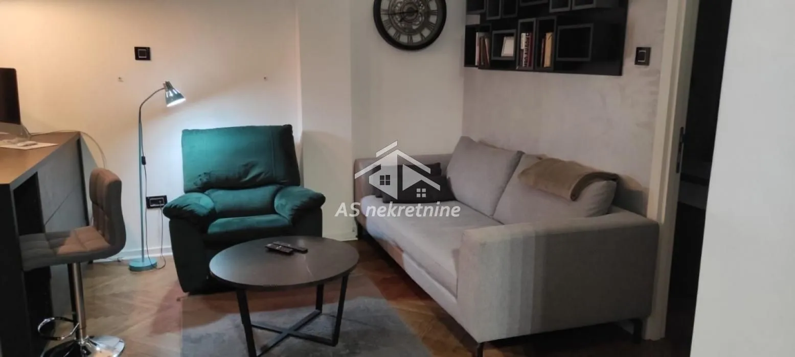 Izdavanje, stan, 60m², Novi Beograd Sve Podlokacije, Beograd