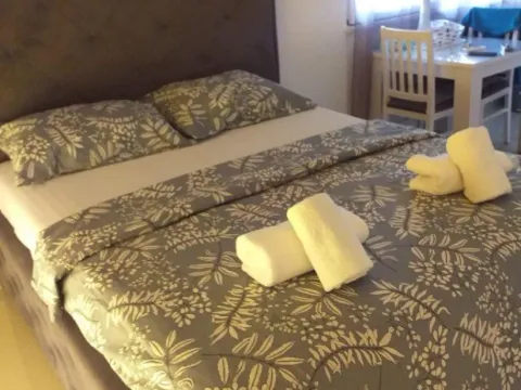 Rent, studio apartment, 32m², Šušanj, Bar