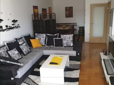 Rent, three bedroom apartment, 95m², Preko Morače, Podgorica - image 1