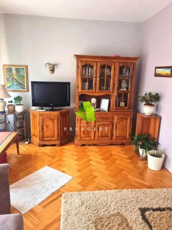 Prodaja, kuća, 400m², Pantelej, Niš