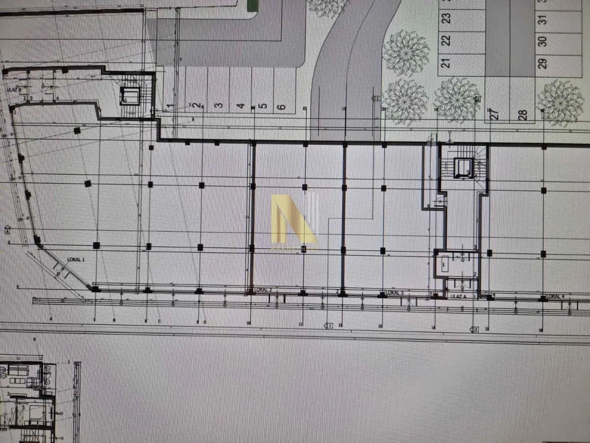 Rent, office space, 520m², Centar, Subotica
