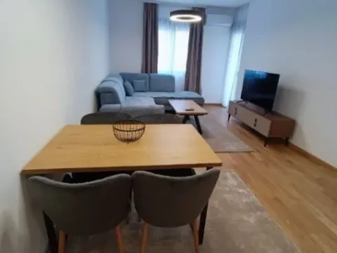 Izdavanje, jednosoban stan, 45m², City Kvart, Podgorica - image 6