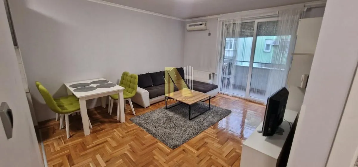 Izdavanje, dvosoban stan, 41m², Grbavica, Novi Sad Sve Podlokacije