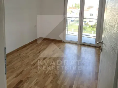 Izdavanje, jednosoban stan, 43m², Zagorič, Podgorica - image 4