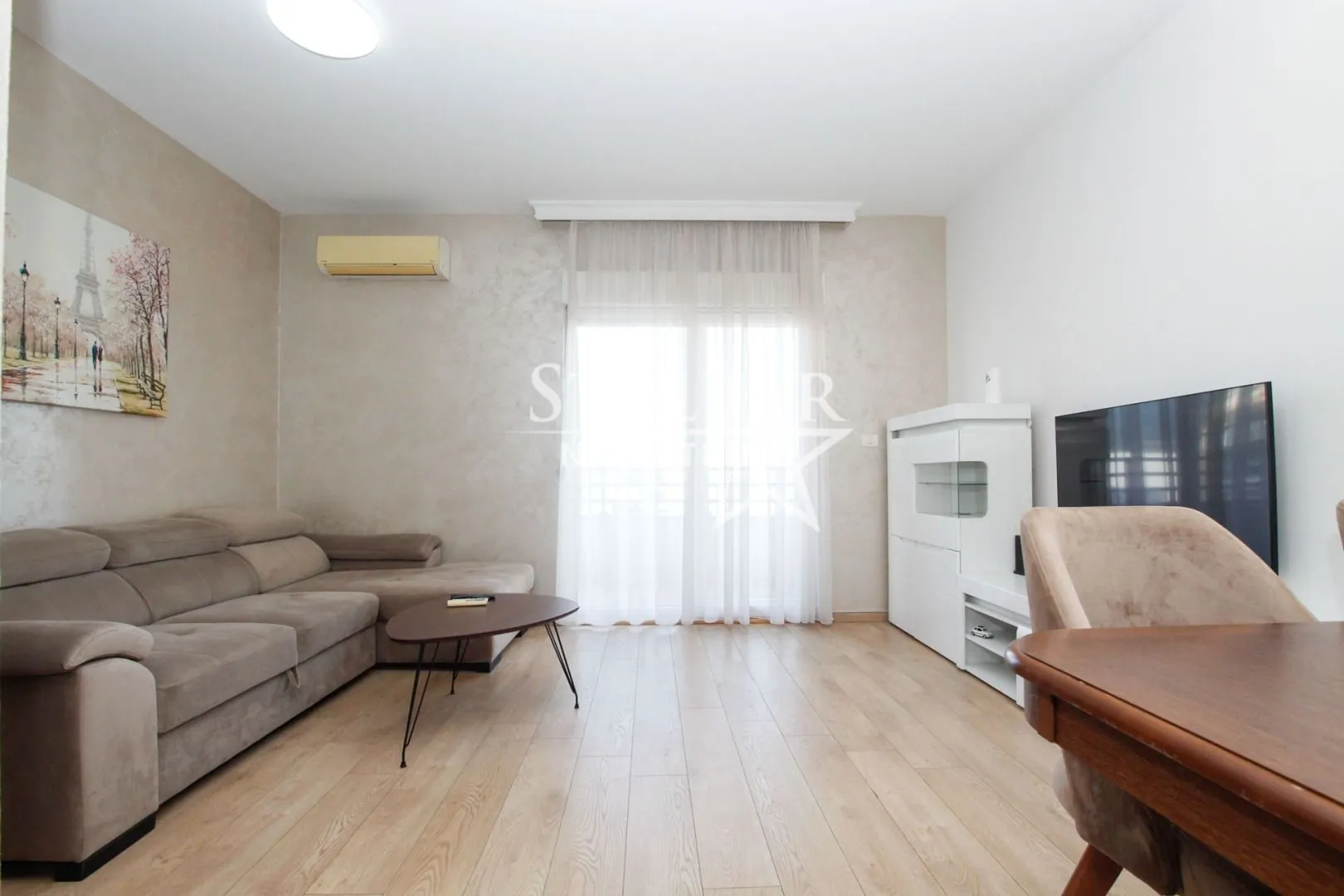 Rent, two bedroom apartment, 75m², City Kvart, Podgorica