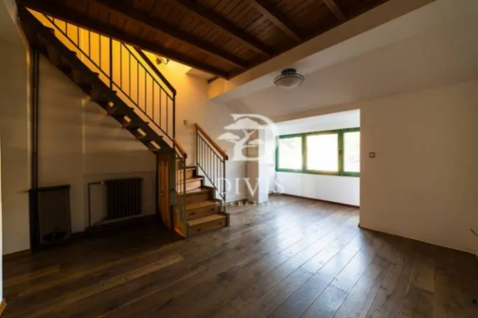 Prodaja, četvorosoban stan, 136m², Beograd Na Vodi, Beograd