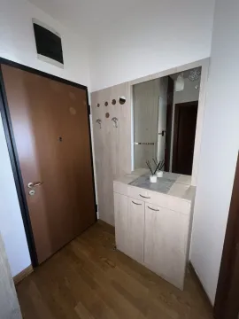 Izdavanje, dvosoban stan, 51m², City Kvart, Podgorica - image 11