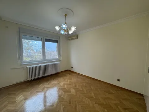 Izdavanje, poslovni prostor, 135m², Senjak, Beograd - image 4