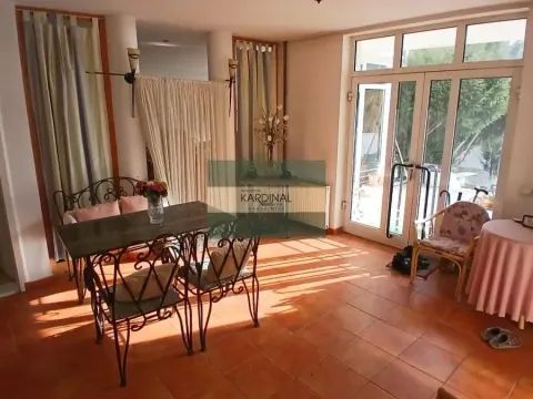 Prodaja, kuća, 334m², Vašarište, Kragujevac - image 2