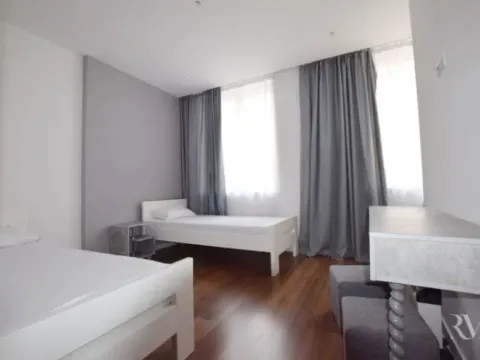 Izdavanje, dvosoban stan, 62m², Centar, Tivat - image 8