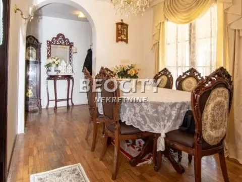 Sale, house, 186m², Novi Grad, Subotica - image 8