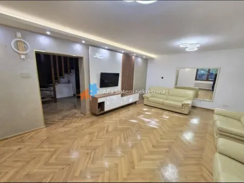 Rent, house, 160m², Savski Venac, Beograd - image 12