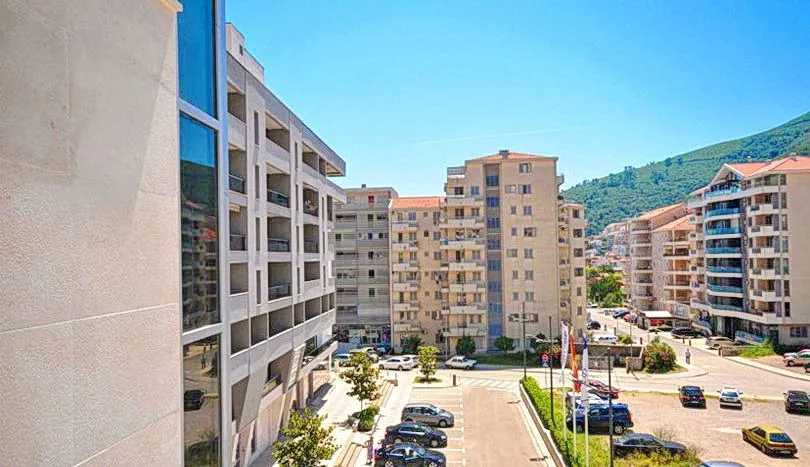 Prodaja, dvosoban stan, 47m², Budva, Crna Gora